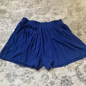 BCBG “sheena” shorts
